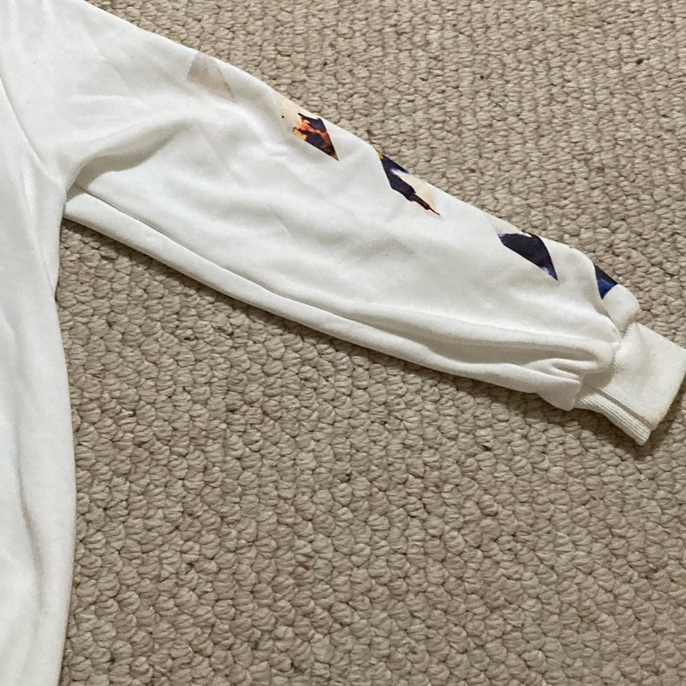 Off-White Hoodie - Picture 5 of 10